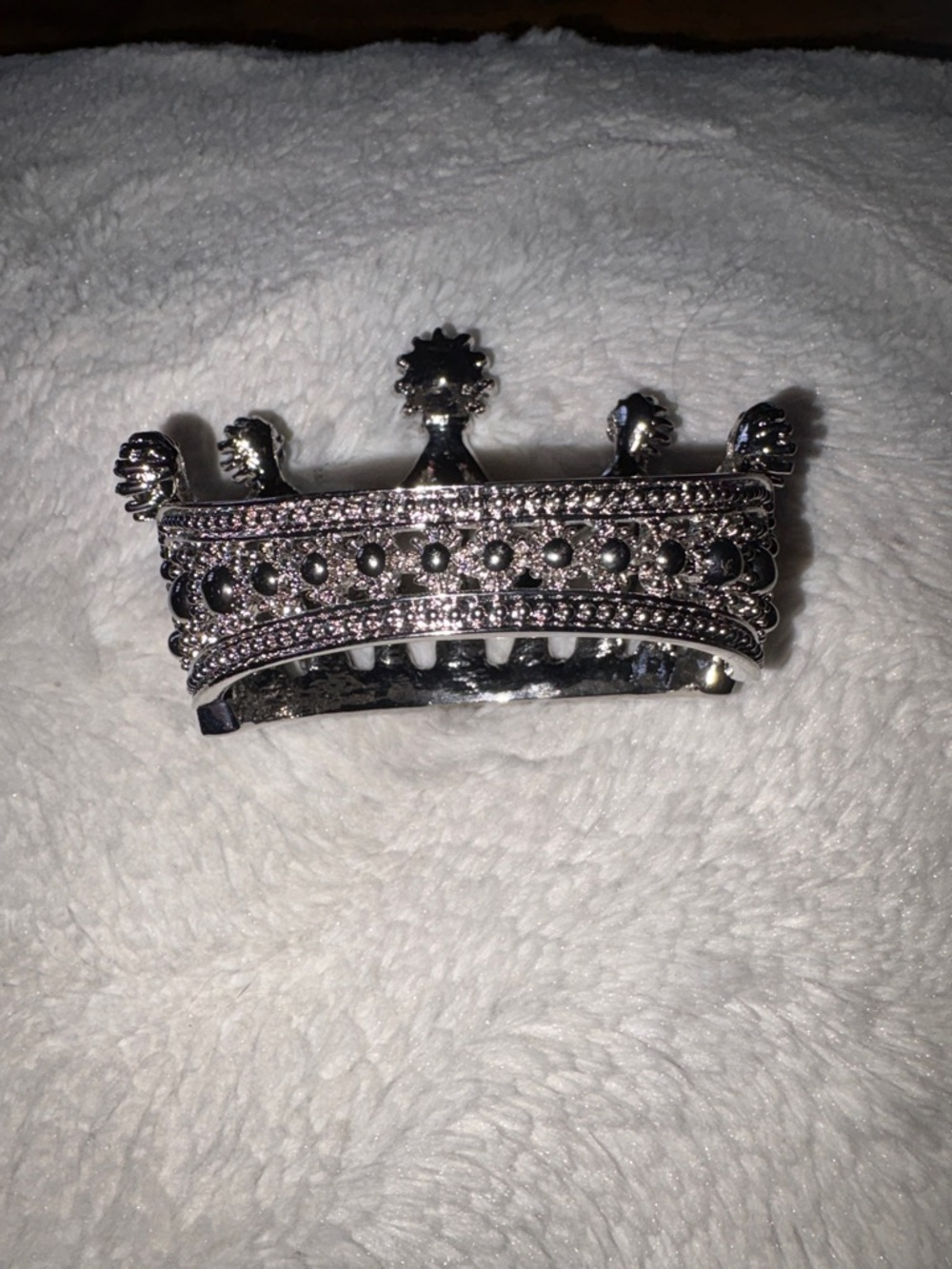 Crown~ Silver Rhinestone Bracelet with Black Stones ~NEW - Picture 4 of 5
